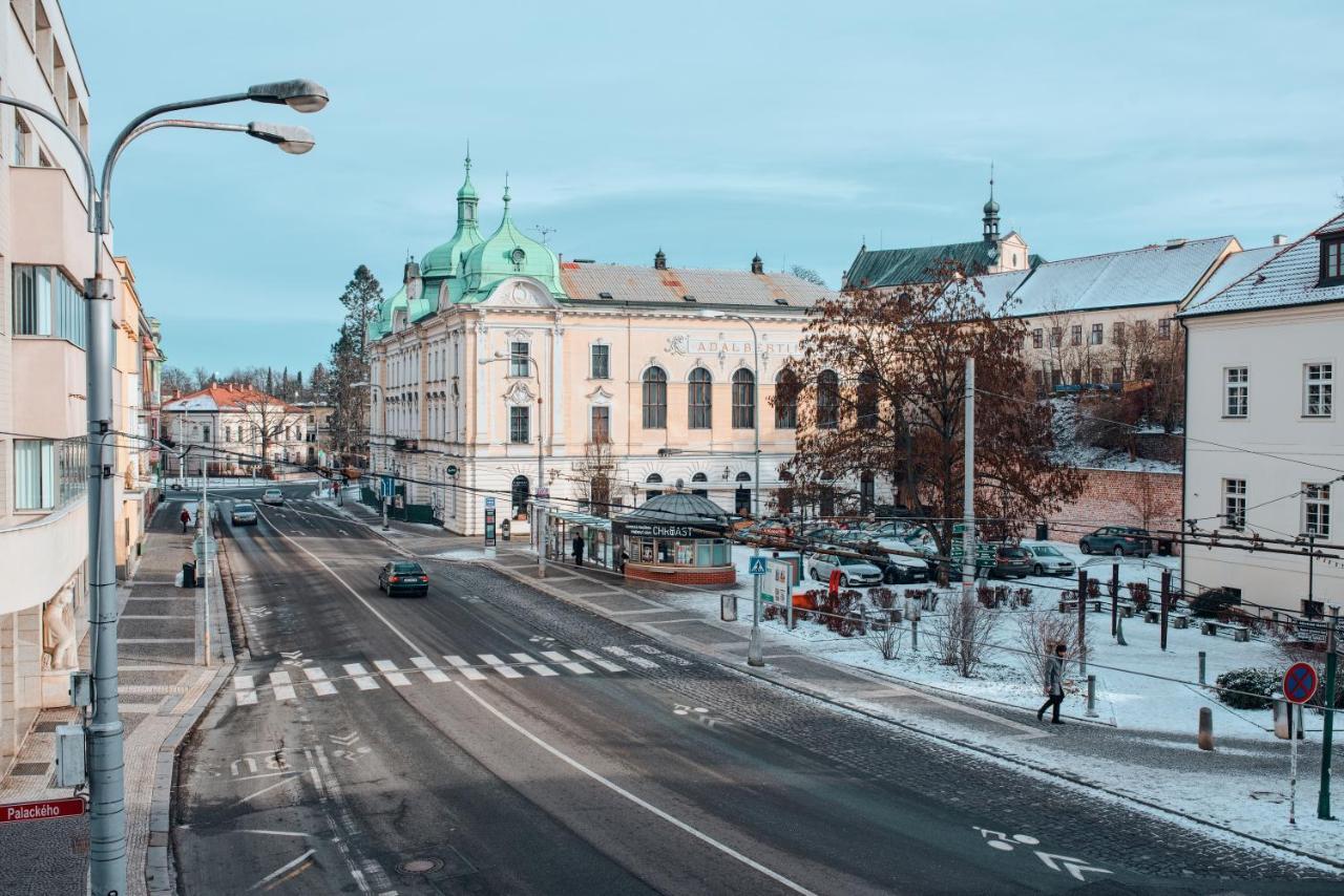 Hotel Grand Hradec Kralove Ngoại thất bức ảnh
