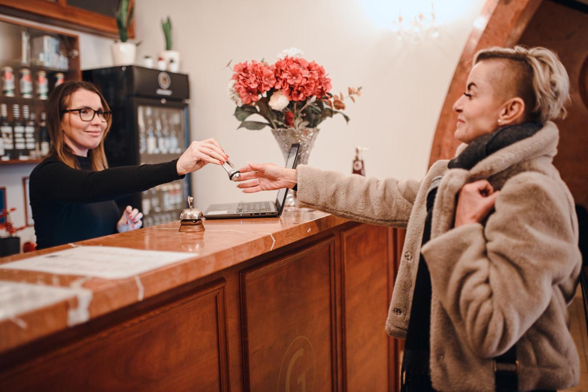 Hotel Grand Hradec Kralove Ngoại thất bức ảnh