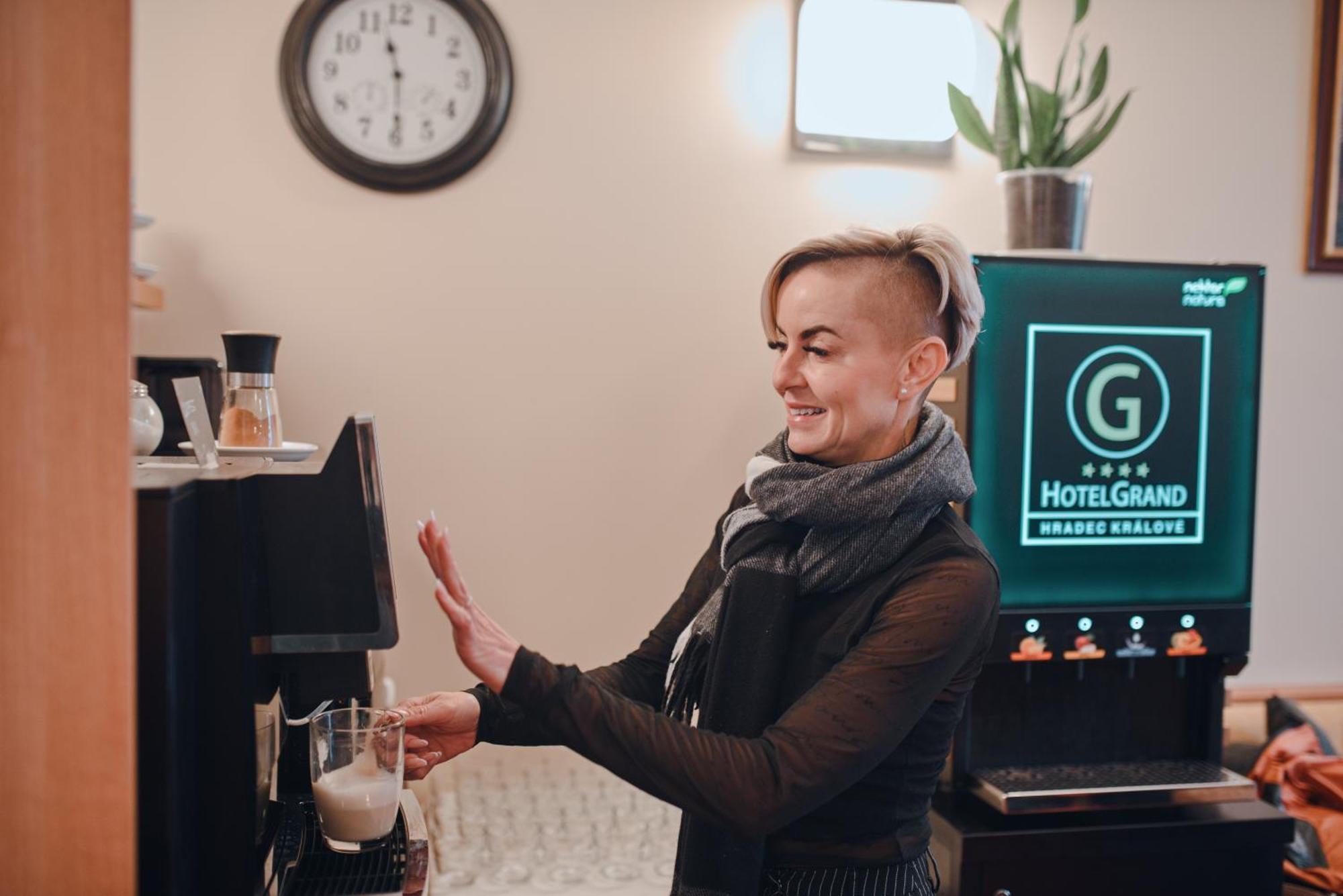 Hotel Grand Hradec Kralove Ngoại thất bức ảnh