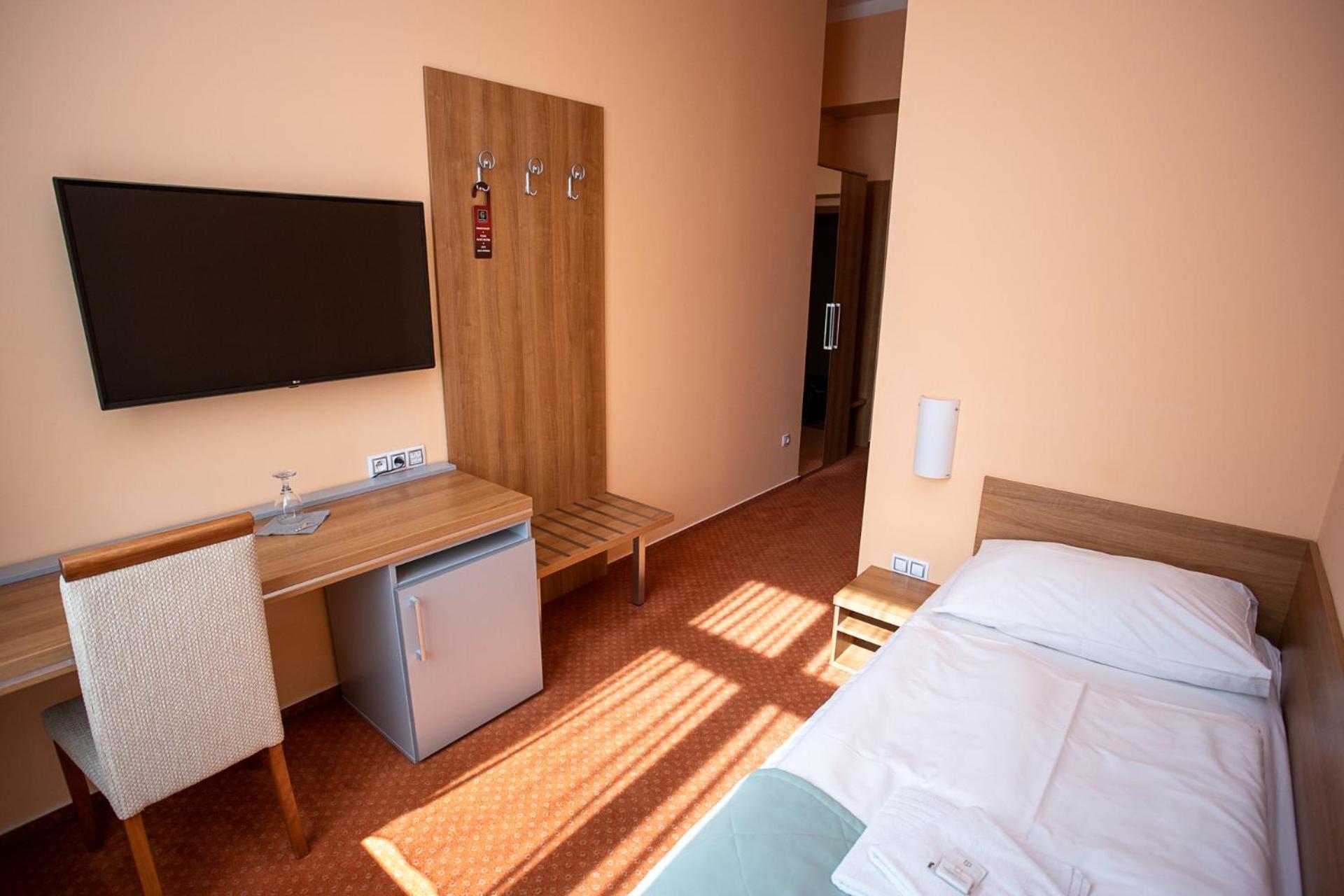 Hotel Grand Hradec Kralove Phòng bức ảnh